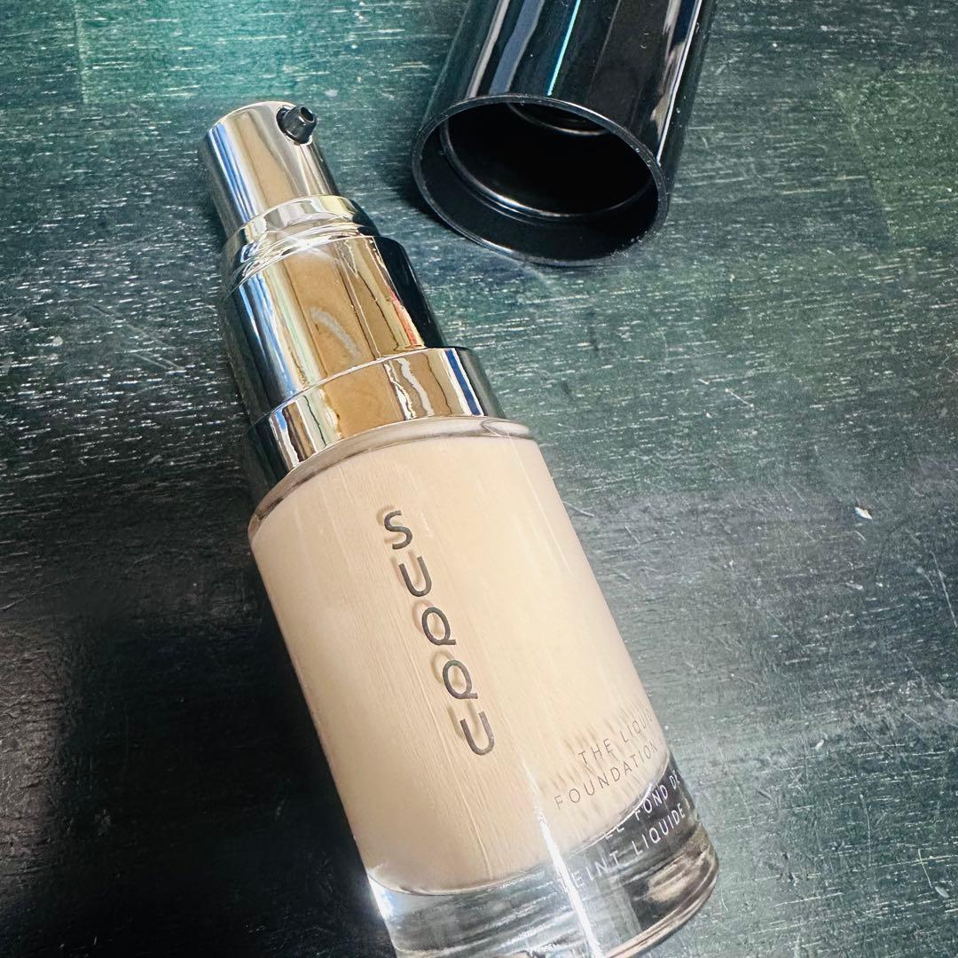 SUQQUスック⭐︎ザ リクイド ファンデーションe 110