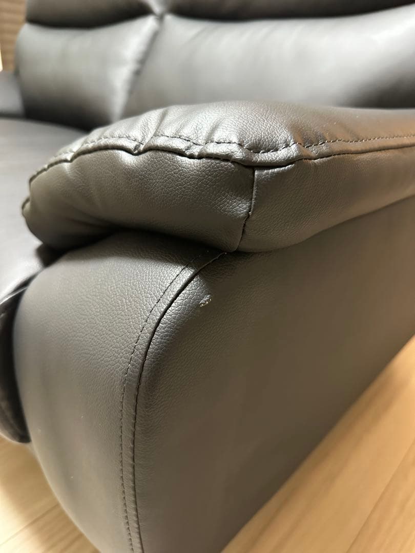 【ニトリ】傷・汚れに強い2人掛けソファ合皮タイプ (MK02KDNシールドBK)