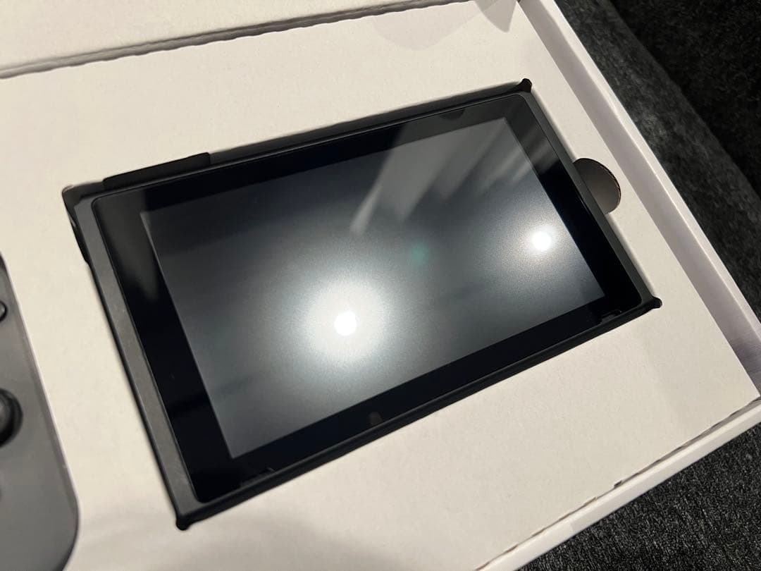 【本体美品】Nintendo Switch 本体 グレー