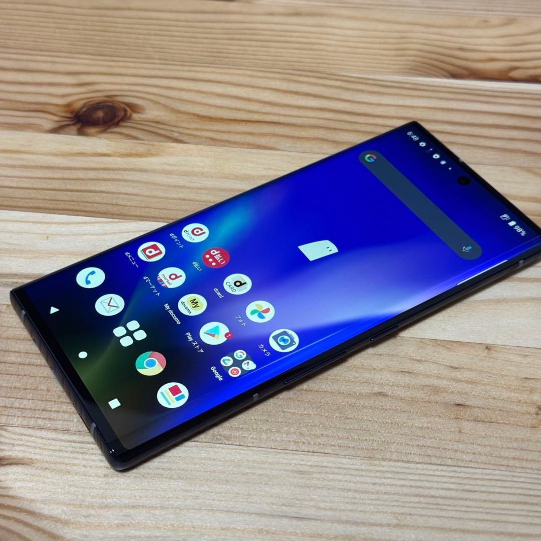 E1 SIMフリー arrows NX9 F-52A 5005