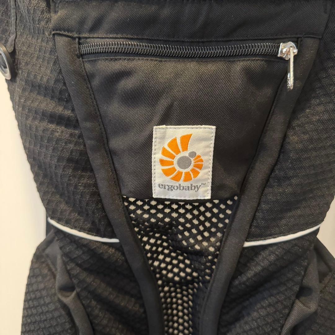 S*様 ergobaby 抱っこ紐 ブラック