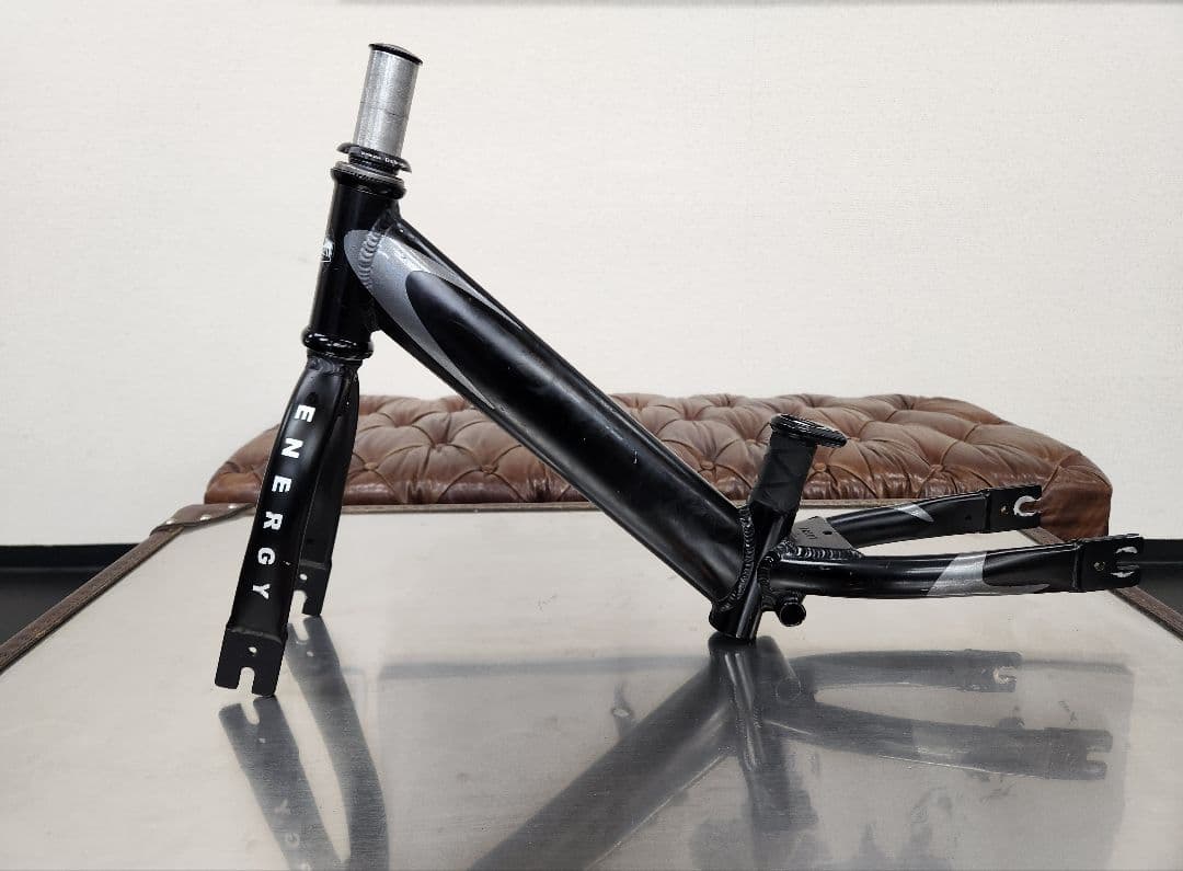 ZEROBIKEFACTORY　VANISH バニッシュ ランバイク