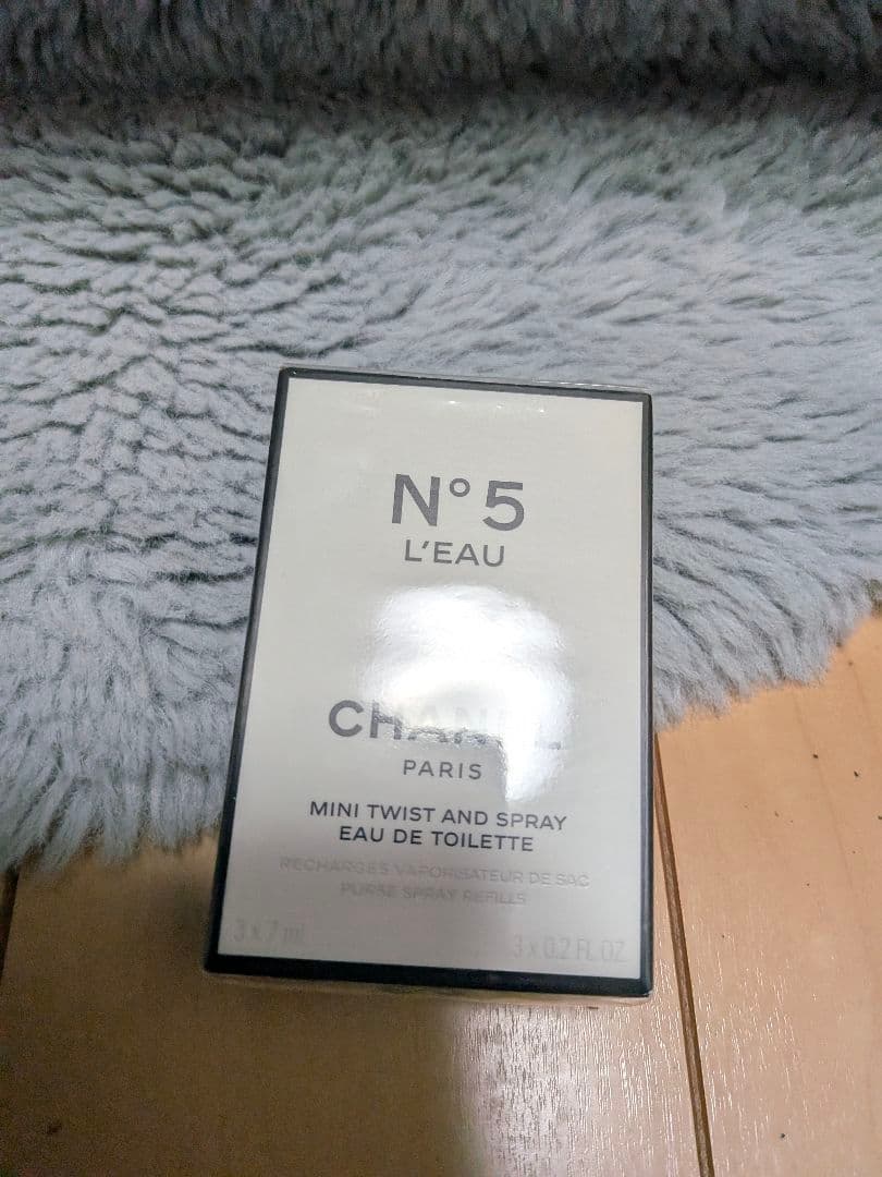 CHANEL N°5 L’EAU ミニツイスト＆スプレイ7ml正規品 リフィル付