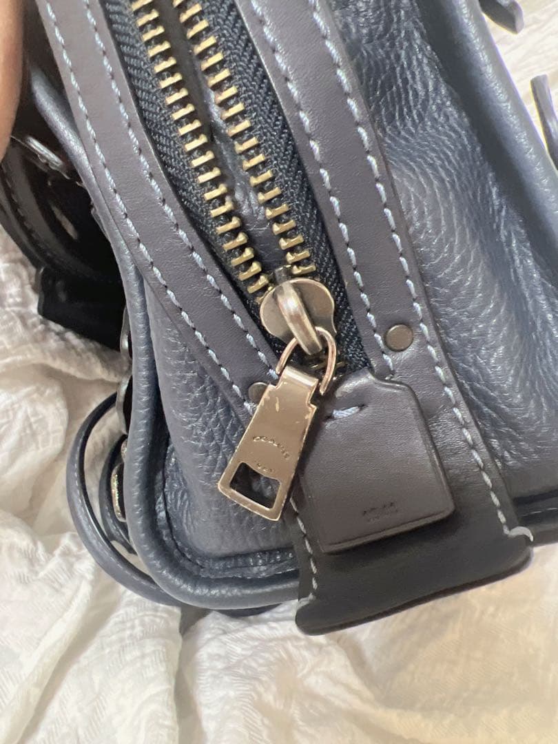 コーチ ティーローズ 2wayバッグ ローグ 有名人着用 完売品