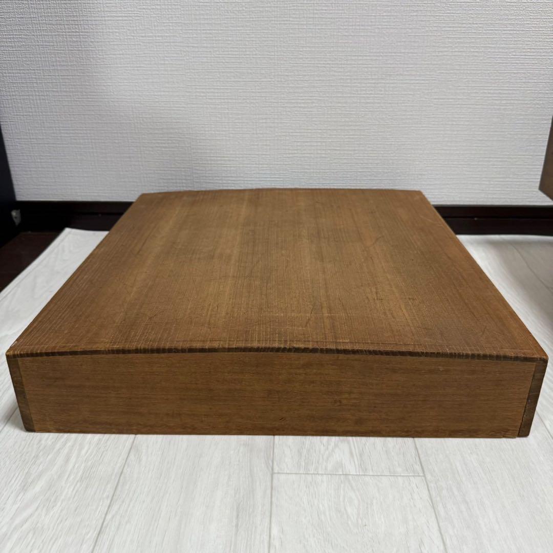 新榧 碁盤 脚付き 碁盤 厚み約5寸7分 45.5×42cm 高級囲碁盤 天然木