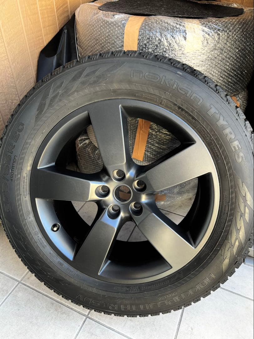 【購入後未使用】現行ディフェンダー純正20インチ＆ノキアンR3 SUV4本セット