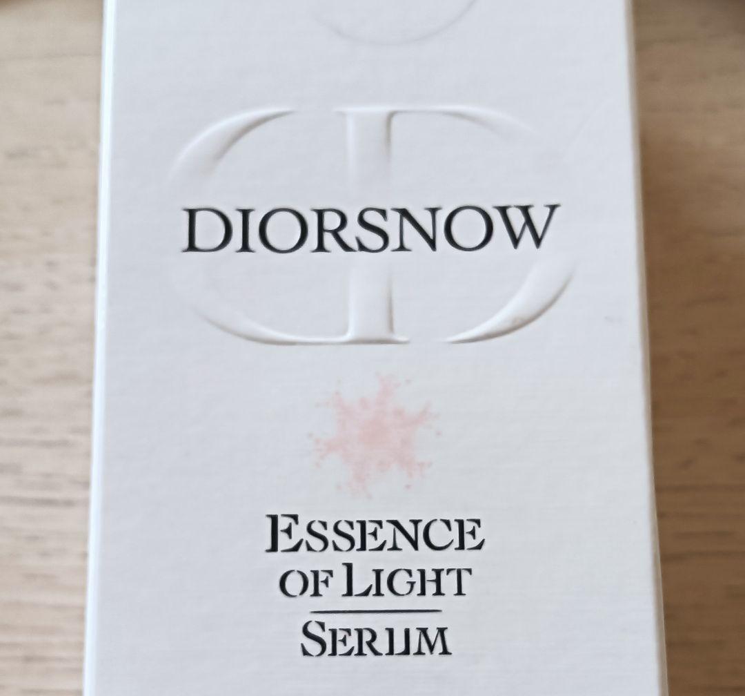 最終お値下げ【Dior】スノー アルティメット エッセンス オブ ライト50ml