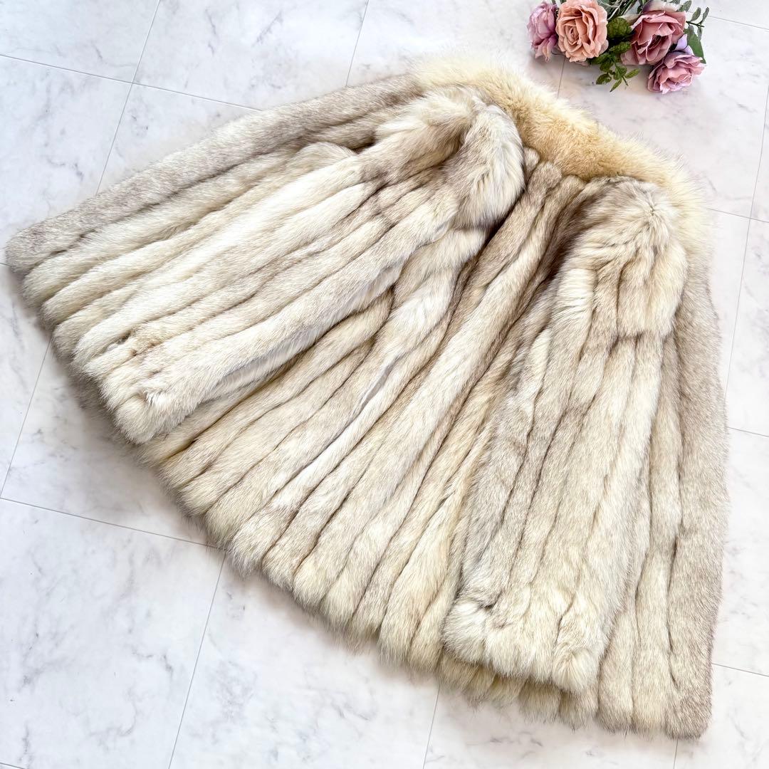 ボリューム◎ブルーフォックス ファーコート リアルファー 毛皮 毛並み◎