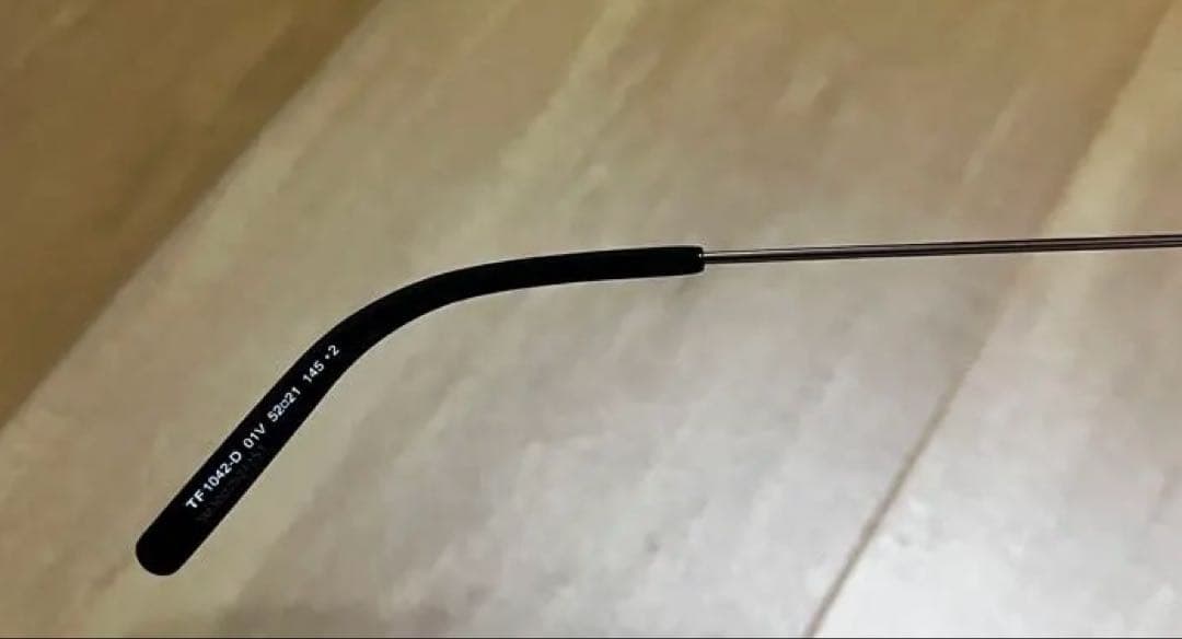 トムフォード　新品未使用　FT1042D 朝倉未来　サングラス