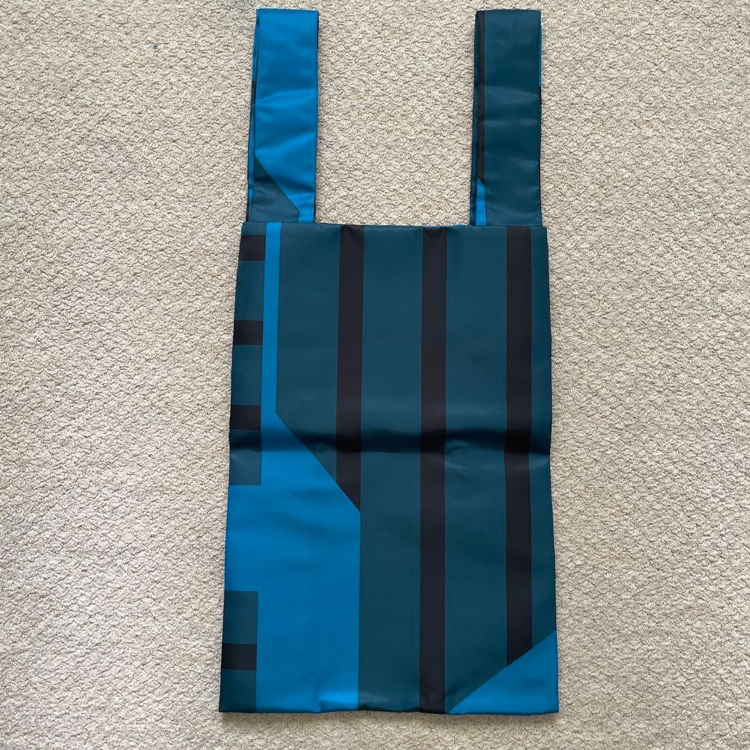 新品MARNIマルニ　エコバッグ A4 折り畳み ショッピングバッグ レディース