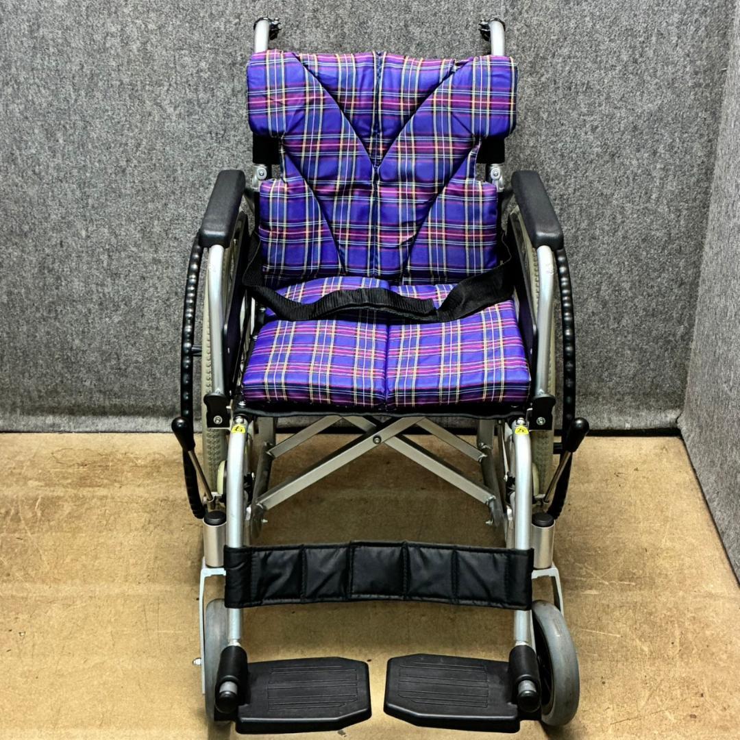 カワムラ　自走式車イス　KA822B-N3　厚クッション　　26158