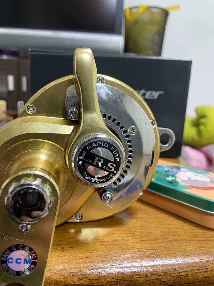 SHIMANO TORSA 40 CCMハンドル付き（純正ハンドル有り）