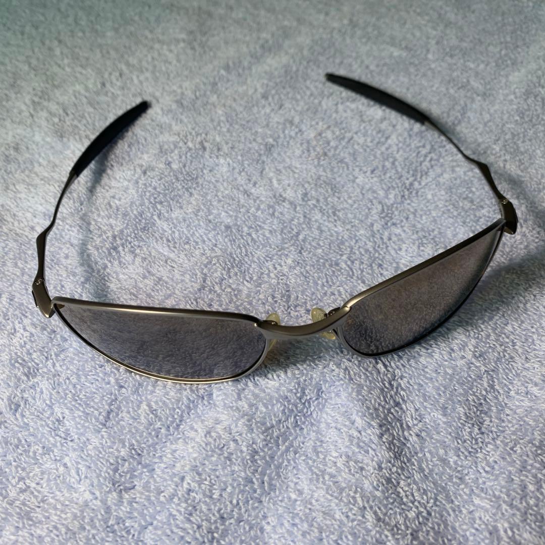 小物 OAKLEY WHISKER POLARIZED