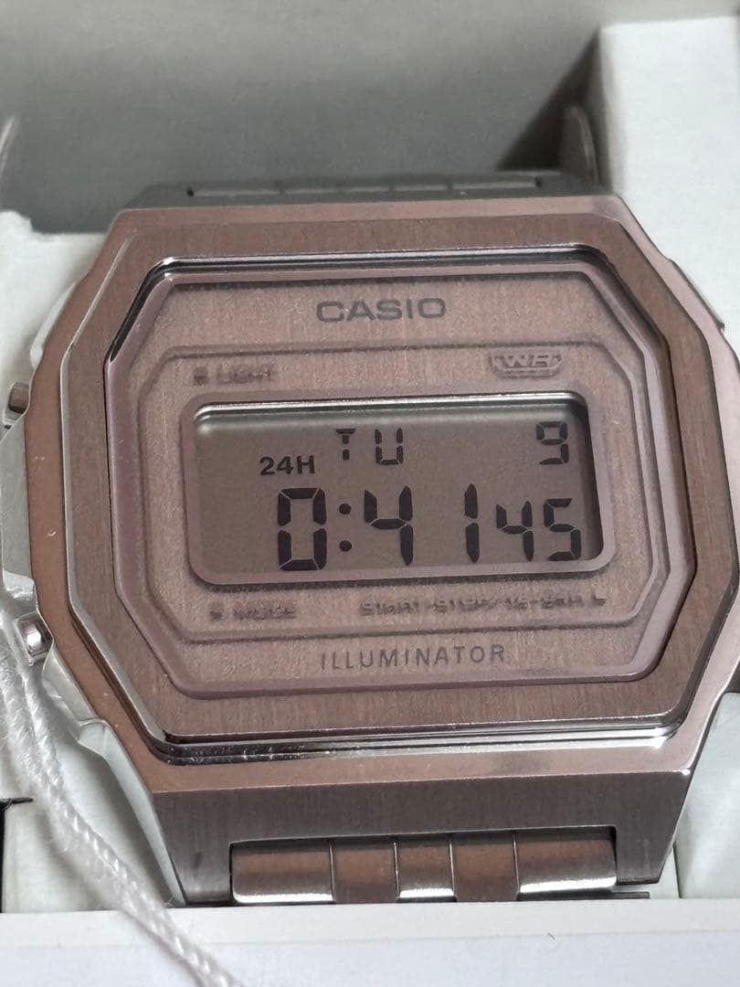 美品✨CASIO カシオ　A1000MA-7EF デジタル腕時計　チプカシ