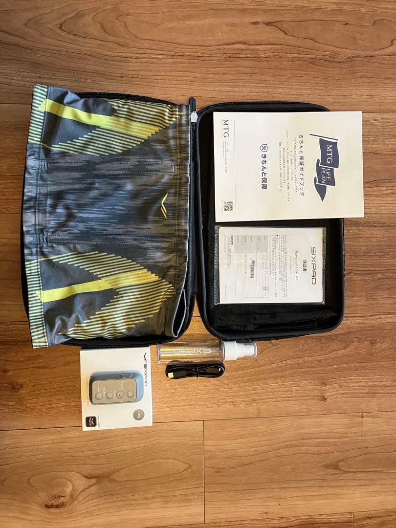 【みー】Mサイズ シックスパッド コアベルト SIXPAD 正規品