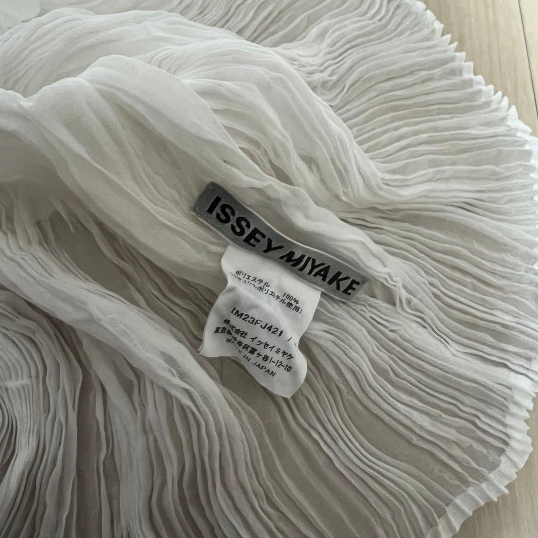 ISSEY MIYAKE シフォンツイスト　長袖　白色