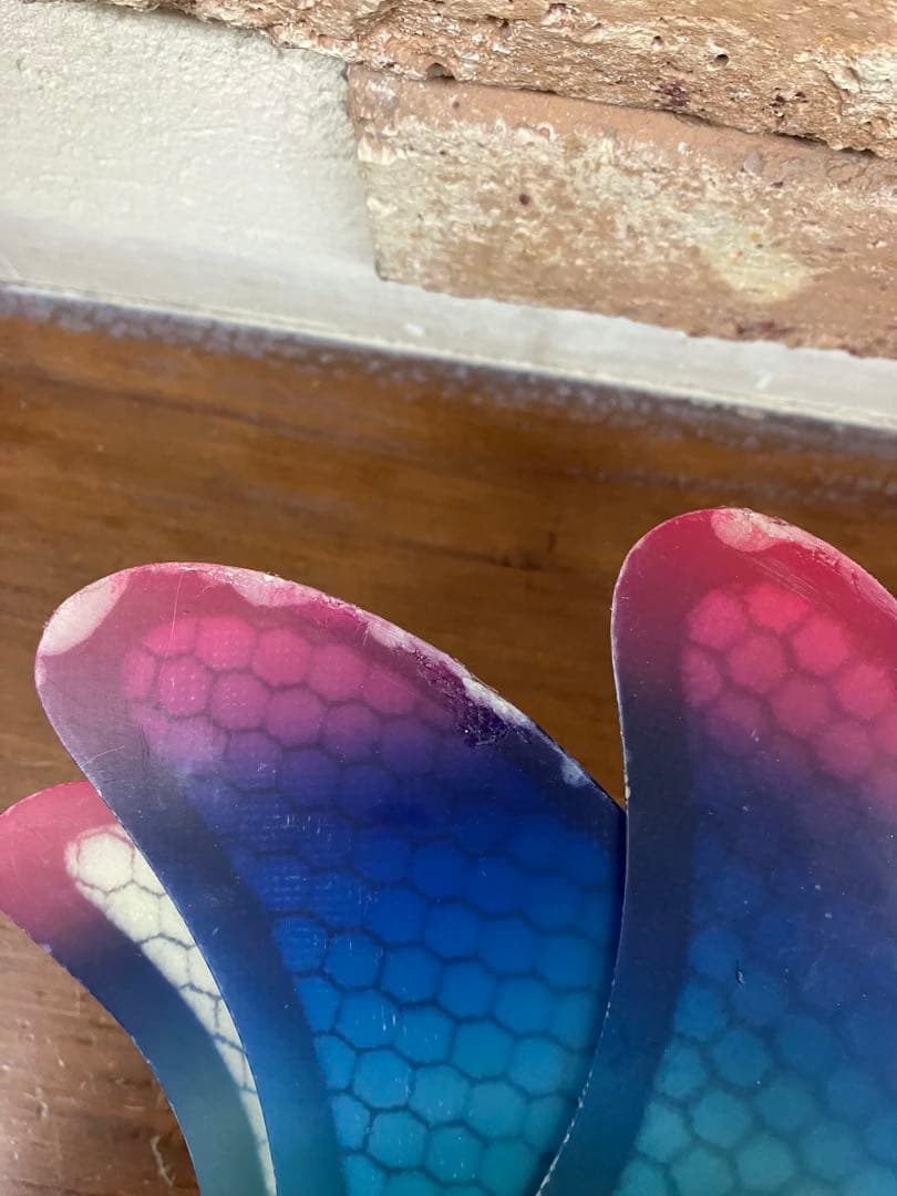 廃盤M.R TFXマーク・リチャーズ ツイン スタビライザー旧FCS