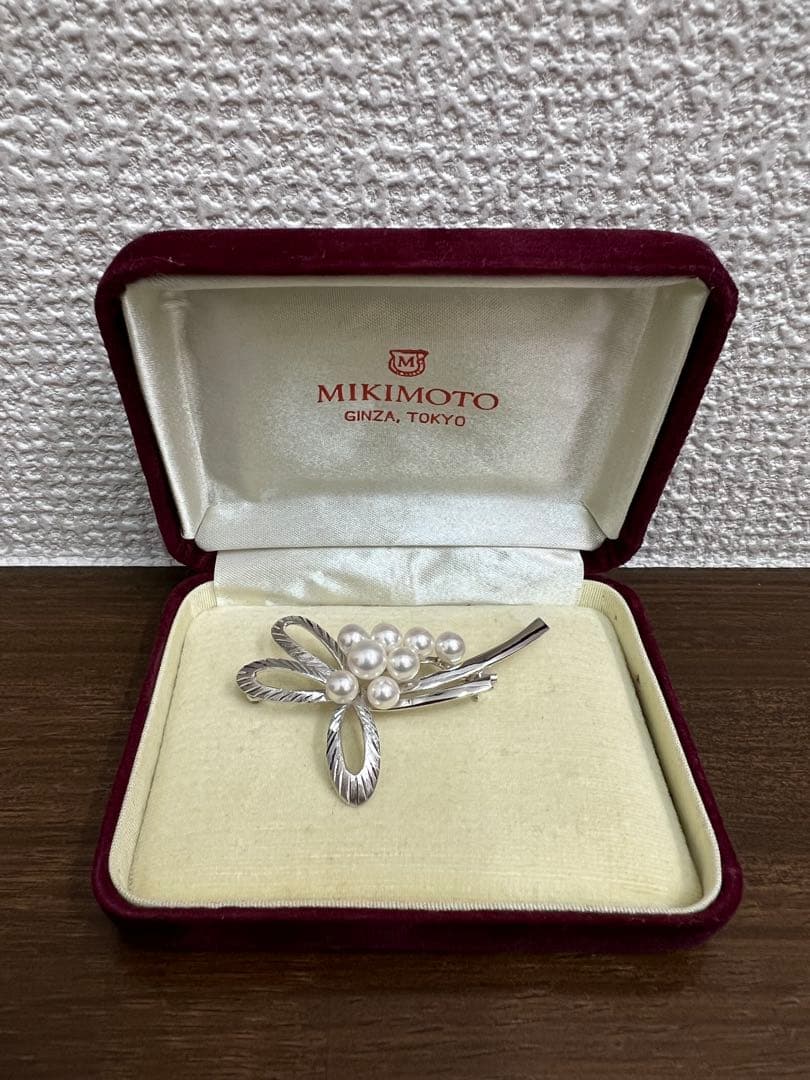 MIKIMOTO シルバーブローチ 花モチーフ パール