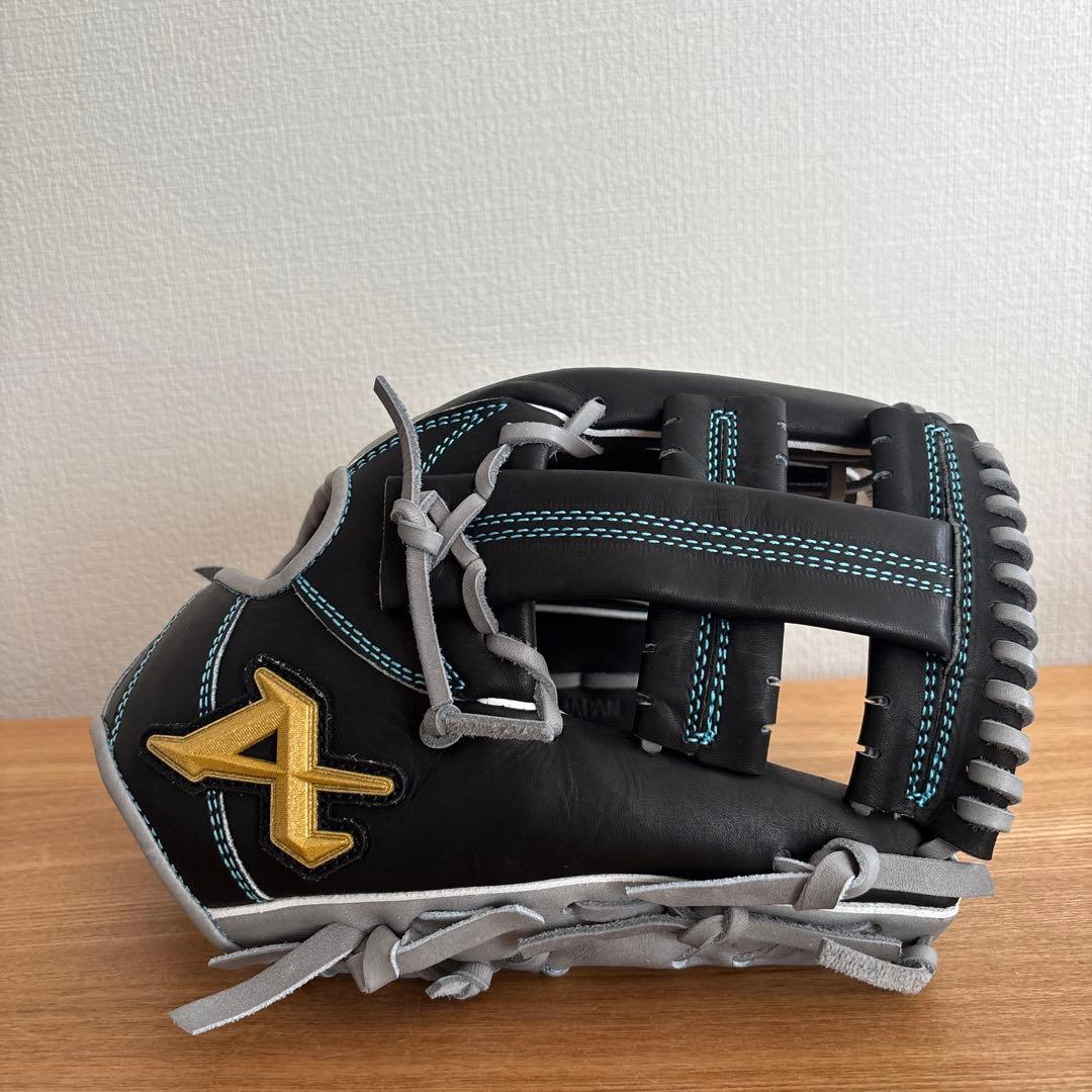 アトムズ　ATOMS　軟式用グラブ　内野手　グローブ　定価38,500円