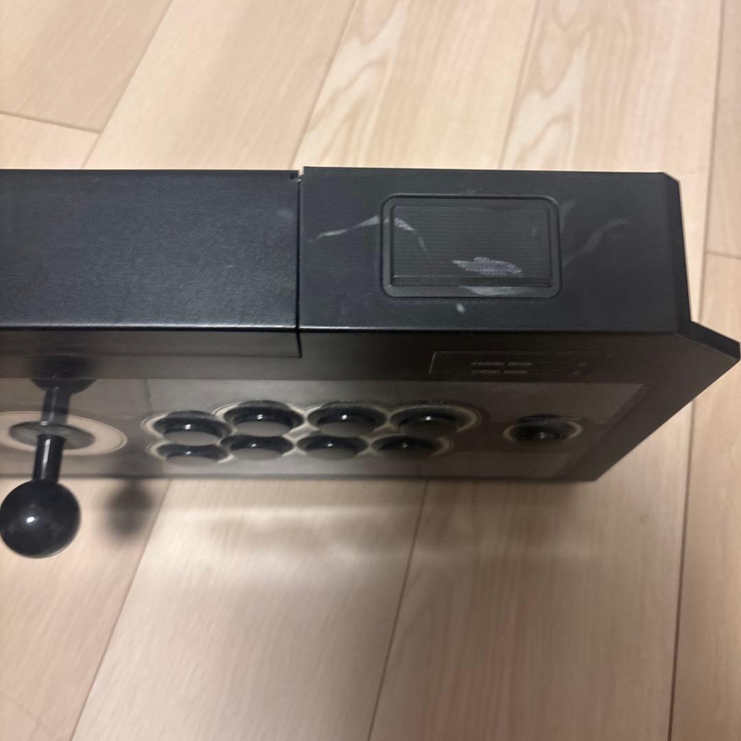 リアルアーケードPro.Vサイレントアーケードコントローラー