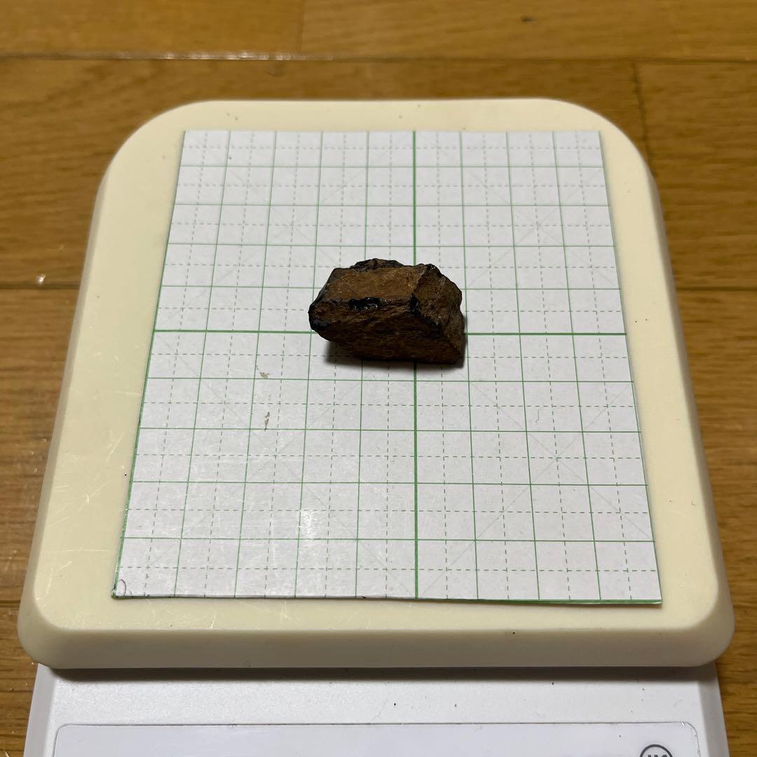 ユークセン石　20g 使用品の為半額