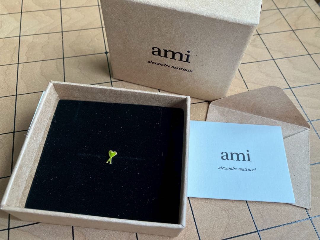 新品箱入りAMI ALEXANDRE MATTIUSSI アミパリス 片耳ピアス