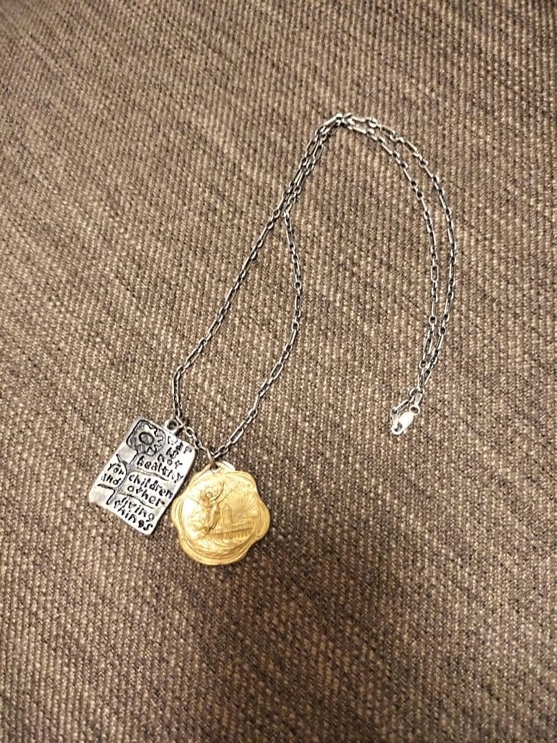 60sヴィンテージネックレスwar is not healthyローレン・シュナ