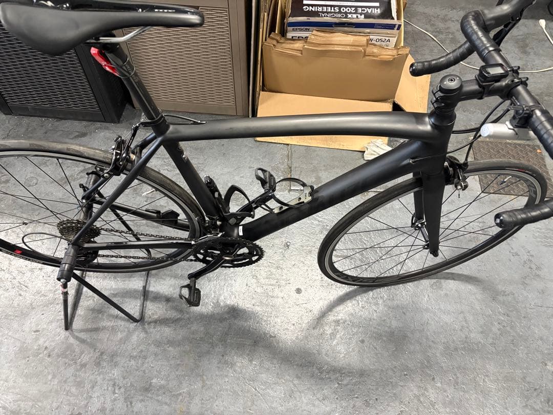 SPECIALIZED ロードバイク ブラック　フルカーボン