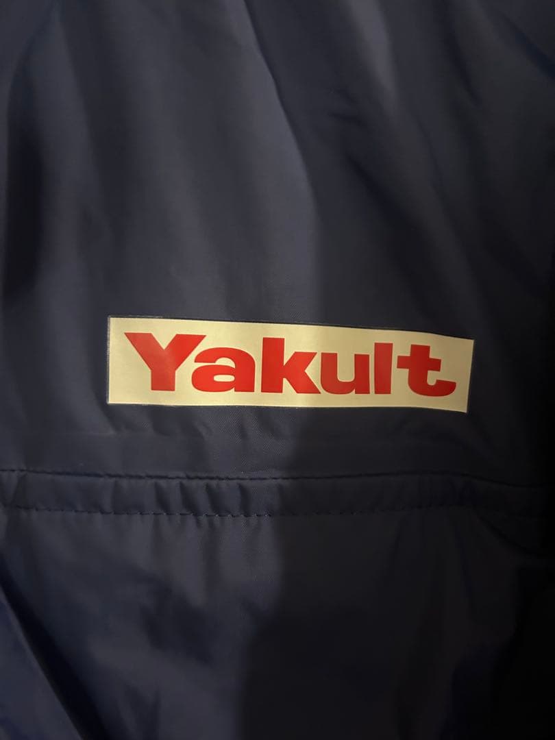 Yakult ジャンパー防寒着Lヤクルト