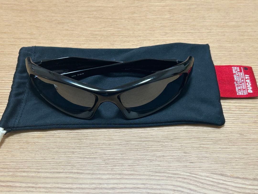 Oakley MONSTER DOG DUCATI オークリー モンスタードッグ