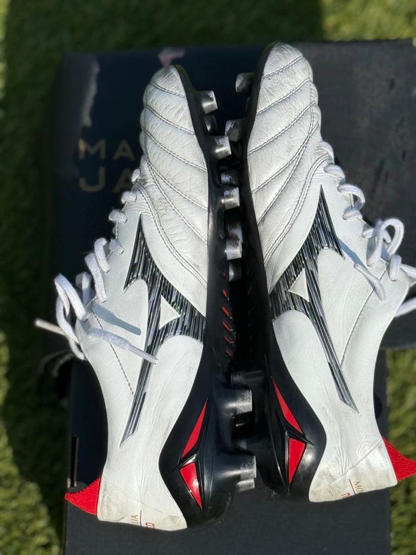 【美品】MIZUNO モレリア NEO 4 JAPAN 25.5