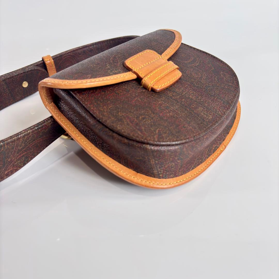 【極美品】ETRO エトロ ショルダーバッグ ペイズリー柄 ベルト 斜めがけ