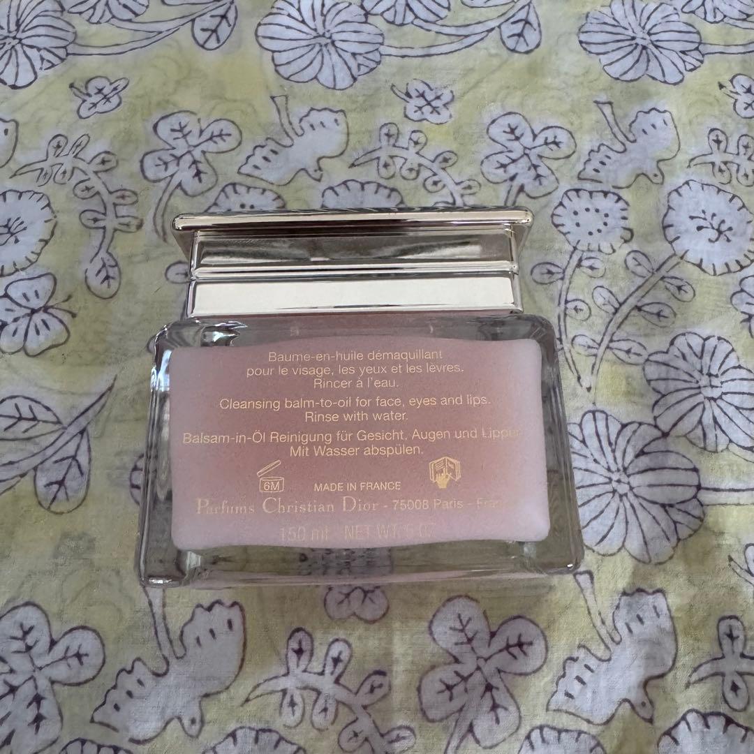 ディオール　プレステージ　ル　バーム　デマキヤントプレステージ　ル　ゴマージュ