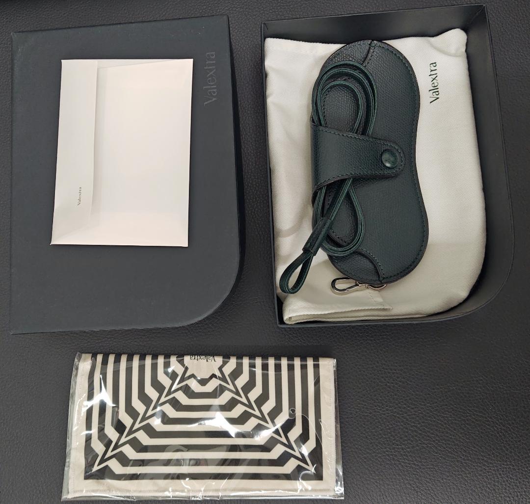 12月4日24時　まで　期間限定価格　Valextra ストラップ付