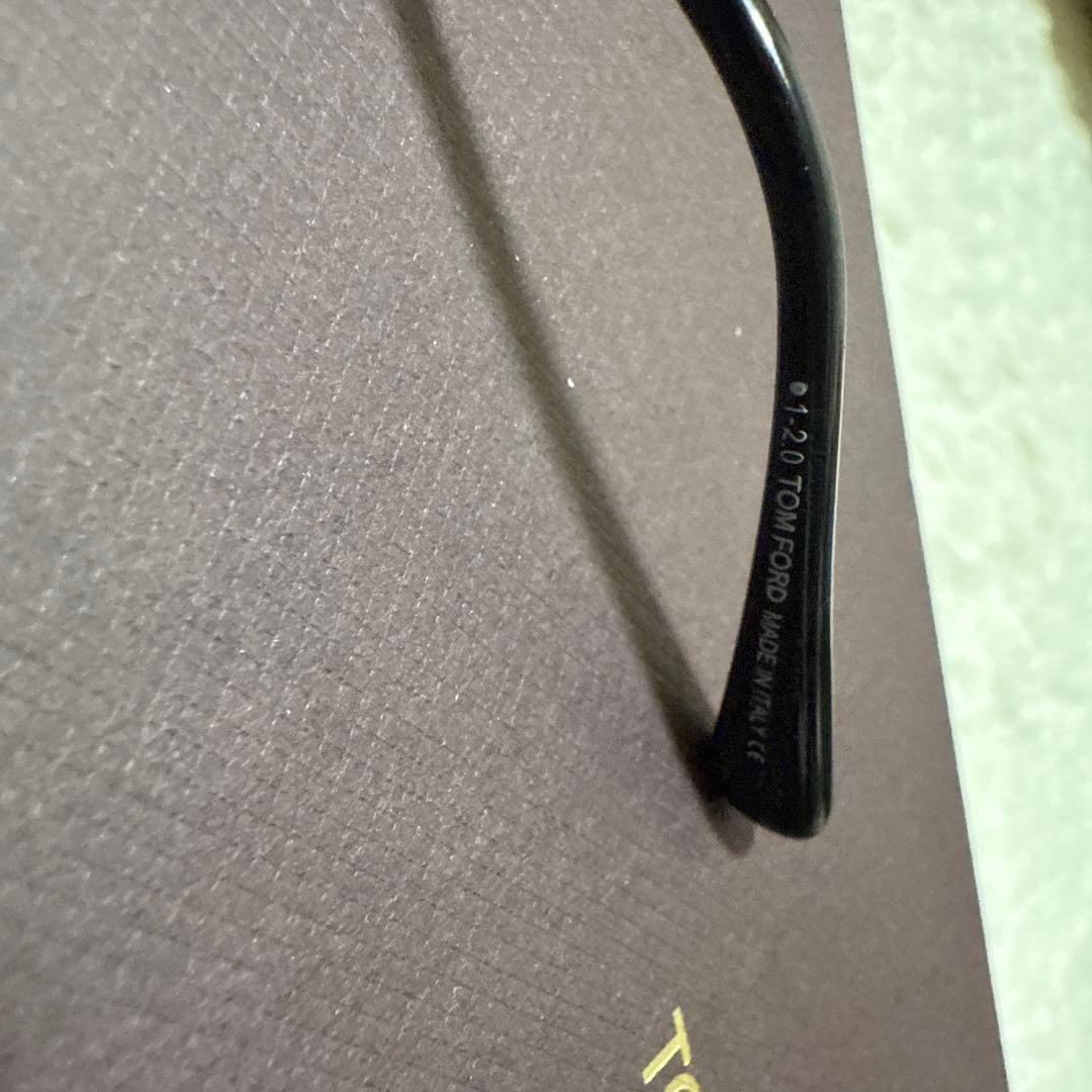 トムフォード メガネ