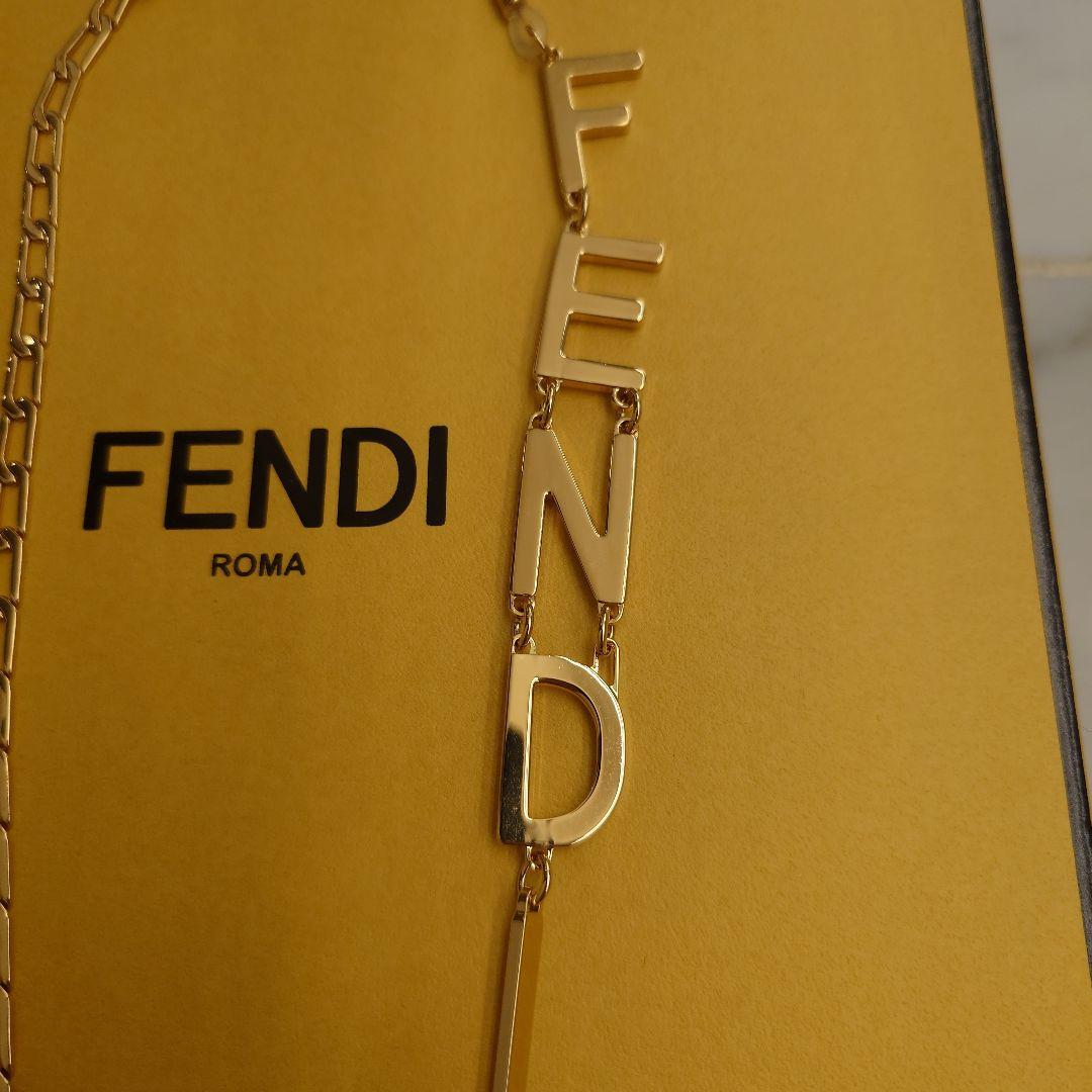 FENDI フェンディ　ロゴ　グラスコード　超美品　グラスチェーン