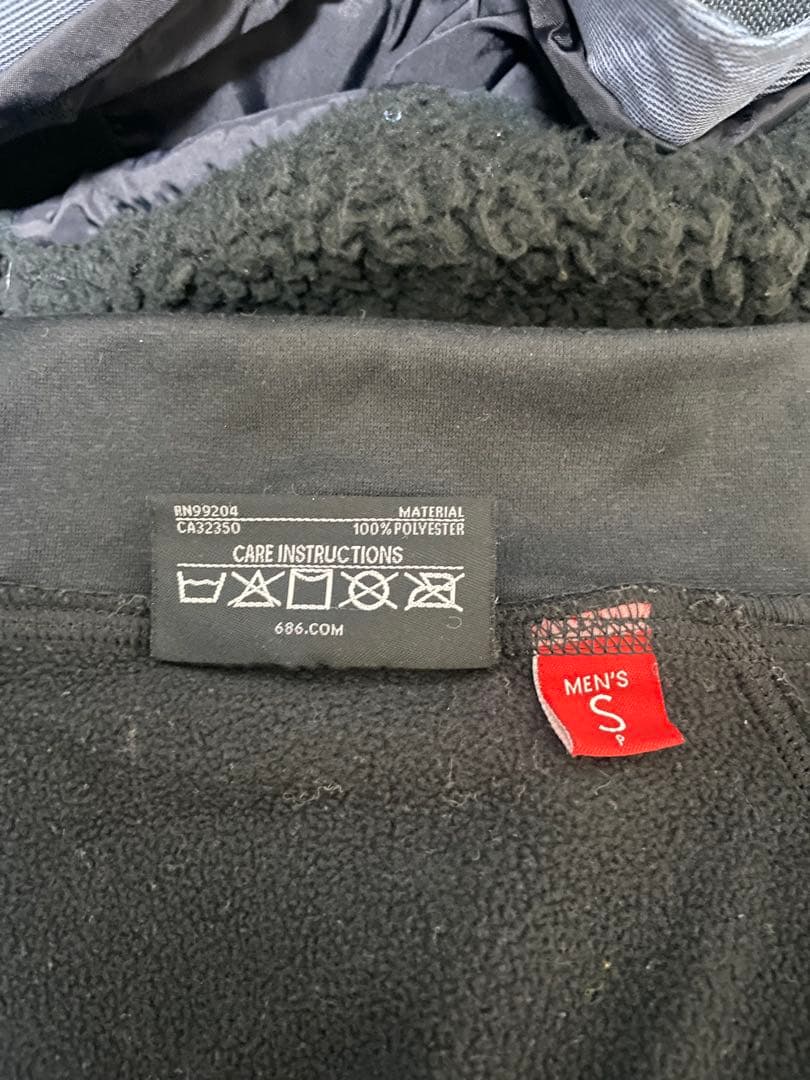 インナー付き【６８６ ロクハチ】スノーボードウェア メンズ　Sサイズ