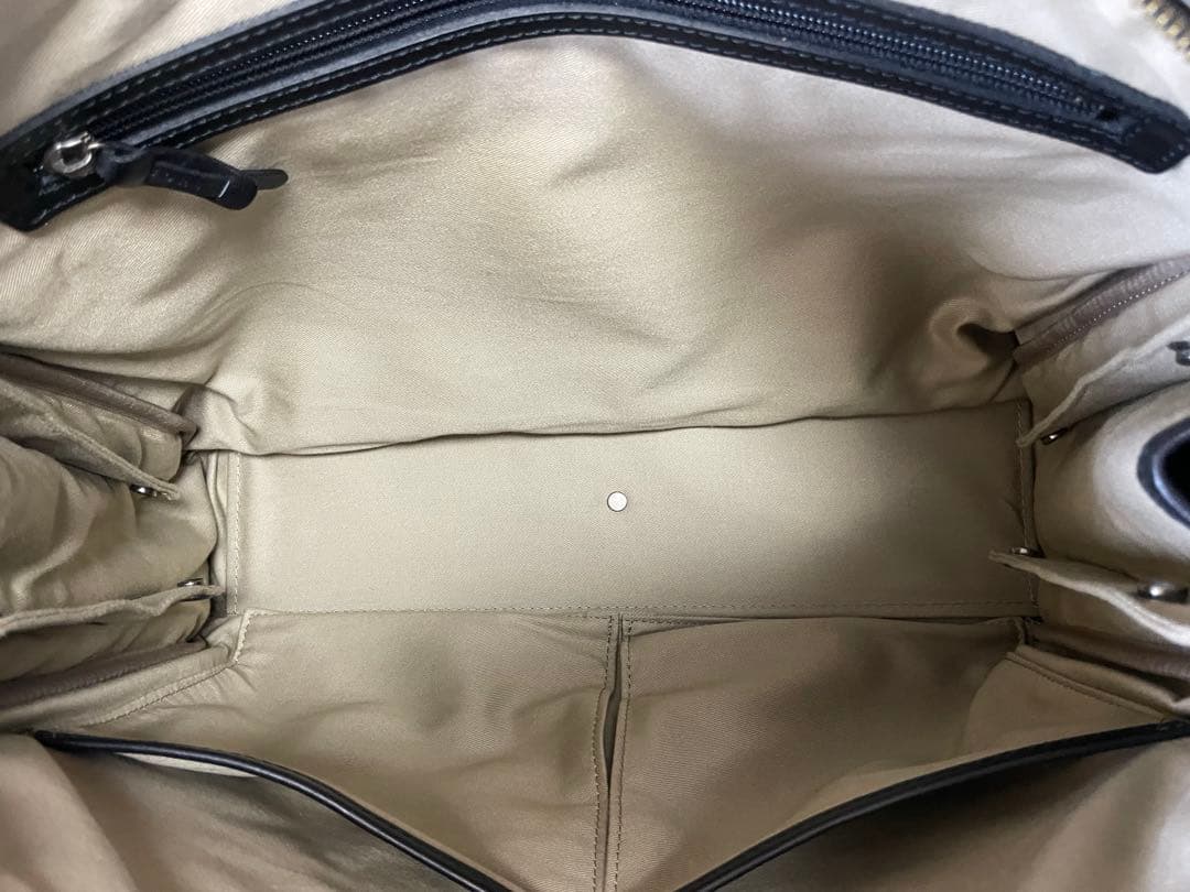 corbo コルボ　レザーバッグ　美品