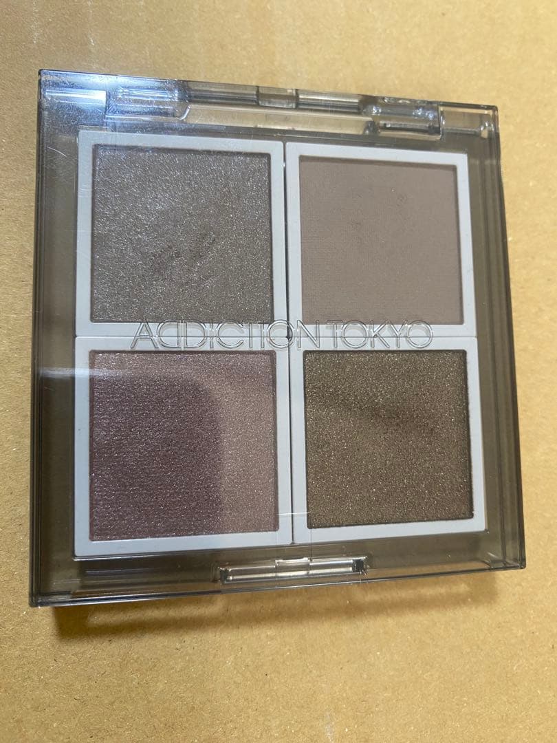 アディクション　アイシャドウ