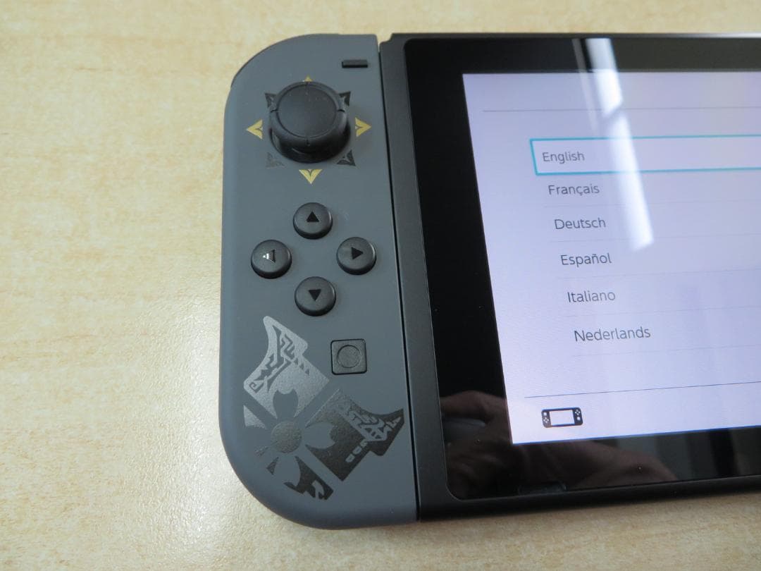 ニンテンドースイッチ本体　モンスターハンターライズSPエディション未使用