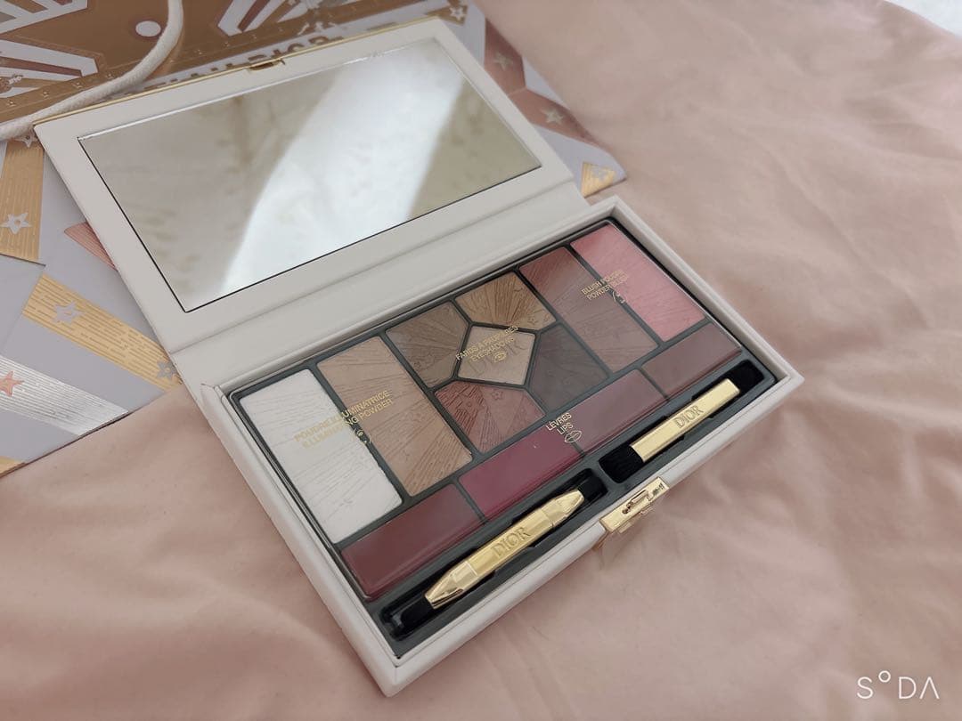 数量限定 Dior2025クリスマスコフレ クチュール マルチユース パレット