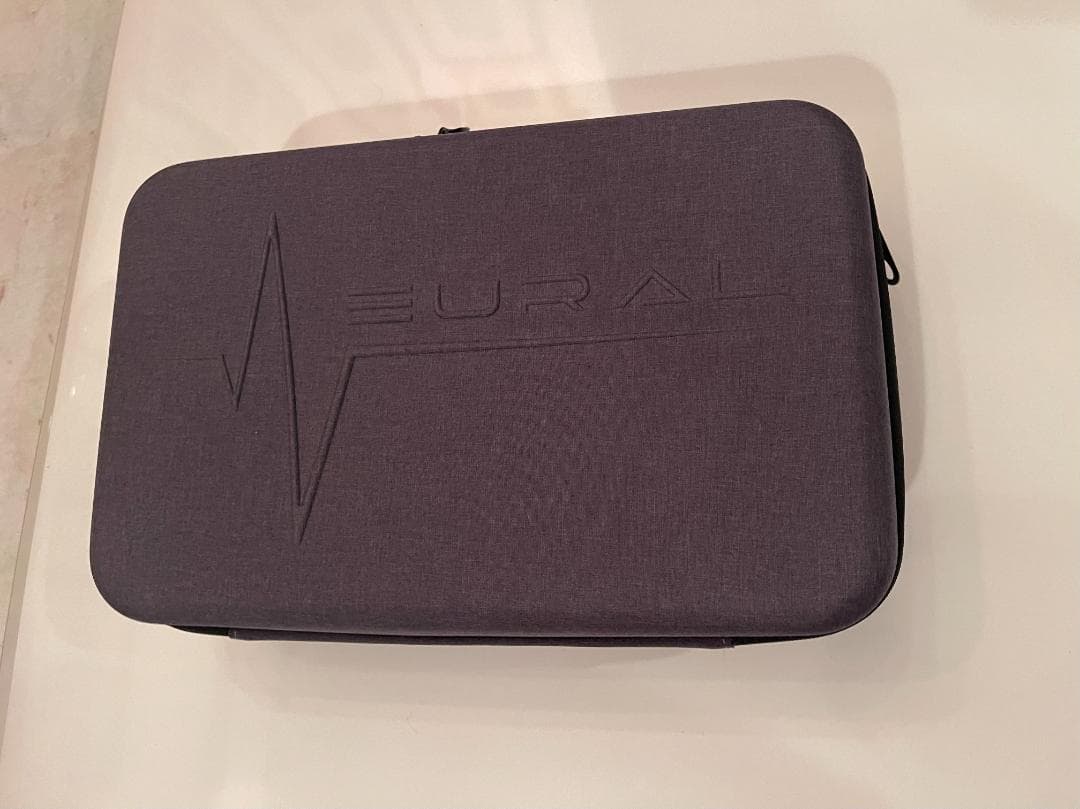 サカイNeural Quad Cortex + Pedal + Case