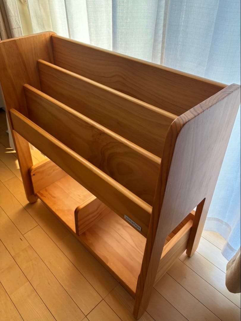 大和屋 ヤマトヤ　ノスタ　ブックシェルフ　絵本棚 本棚