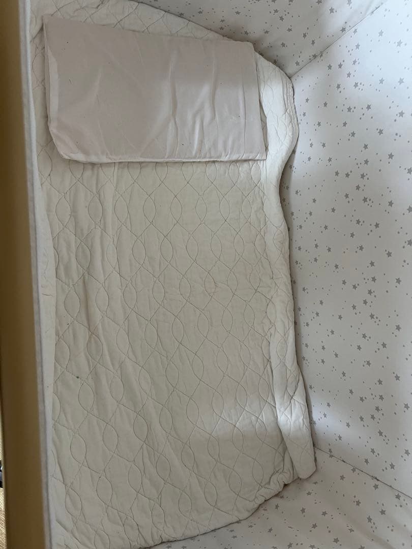 HZDMJ ベビーベッド　コンパクトベビーベッド　ベージュ　おまけあり