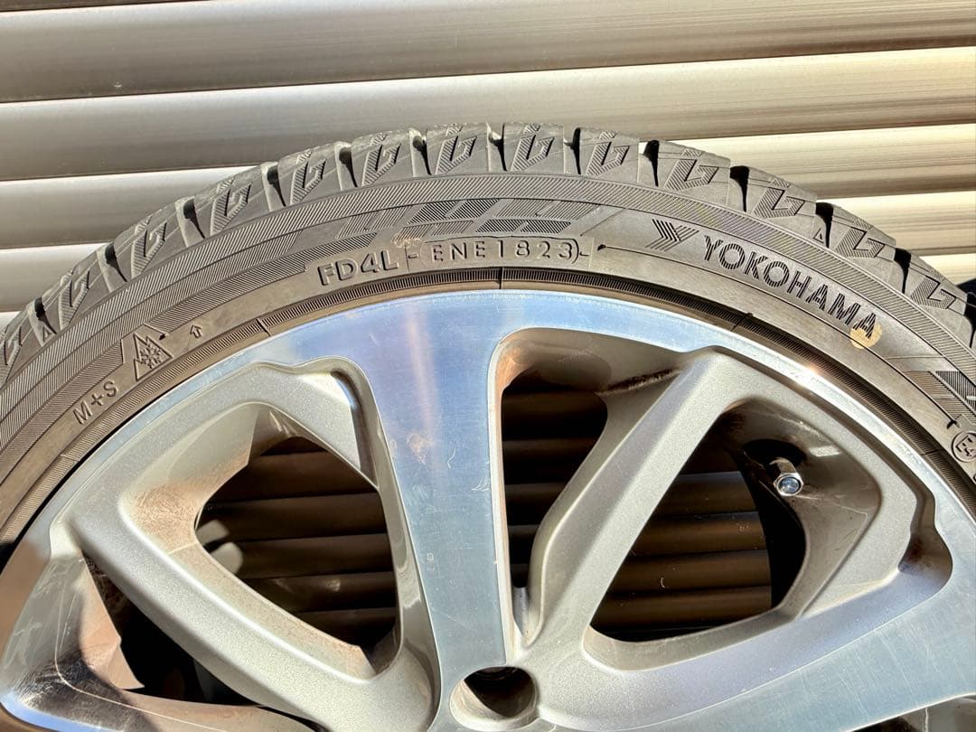 プジョー208用スタッドレスタイヤ&ホイール4本セット205/45R17