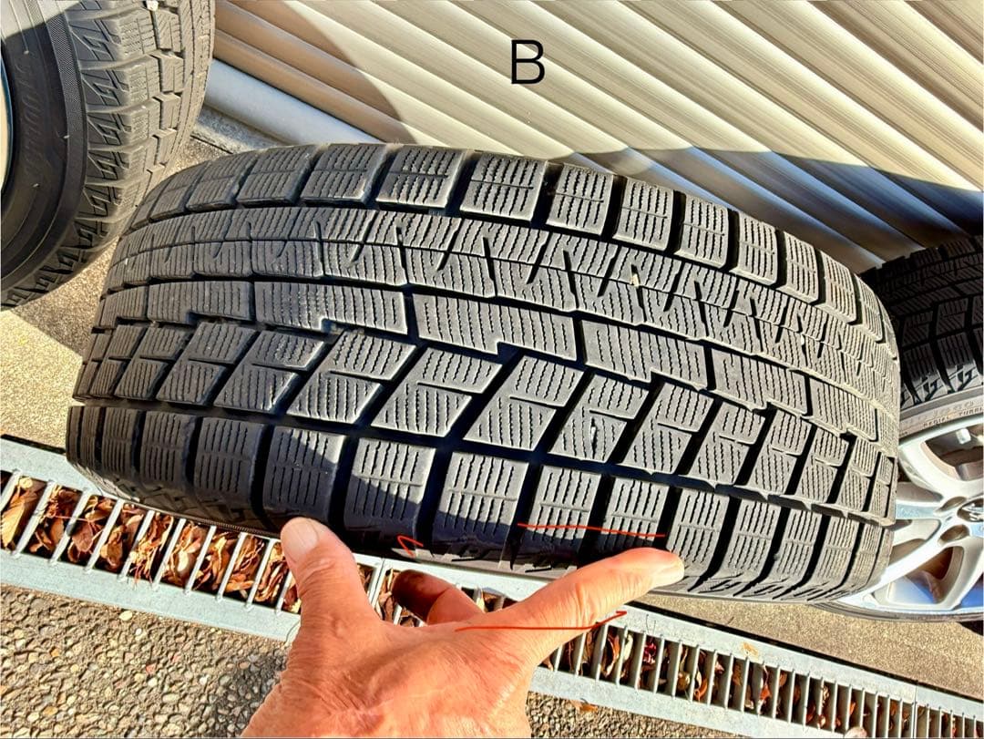 プジョー208用スタッドレスタイヤ&ホイール4本セット205/45R17