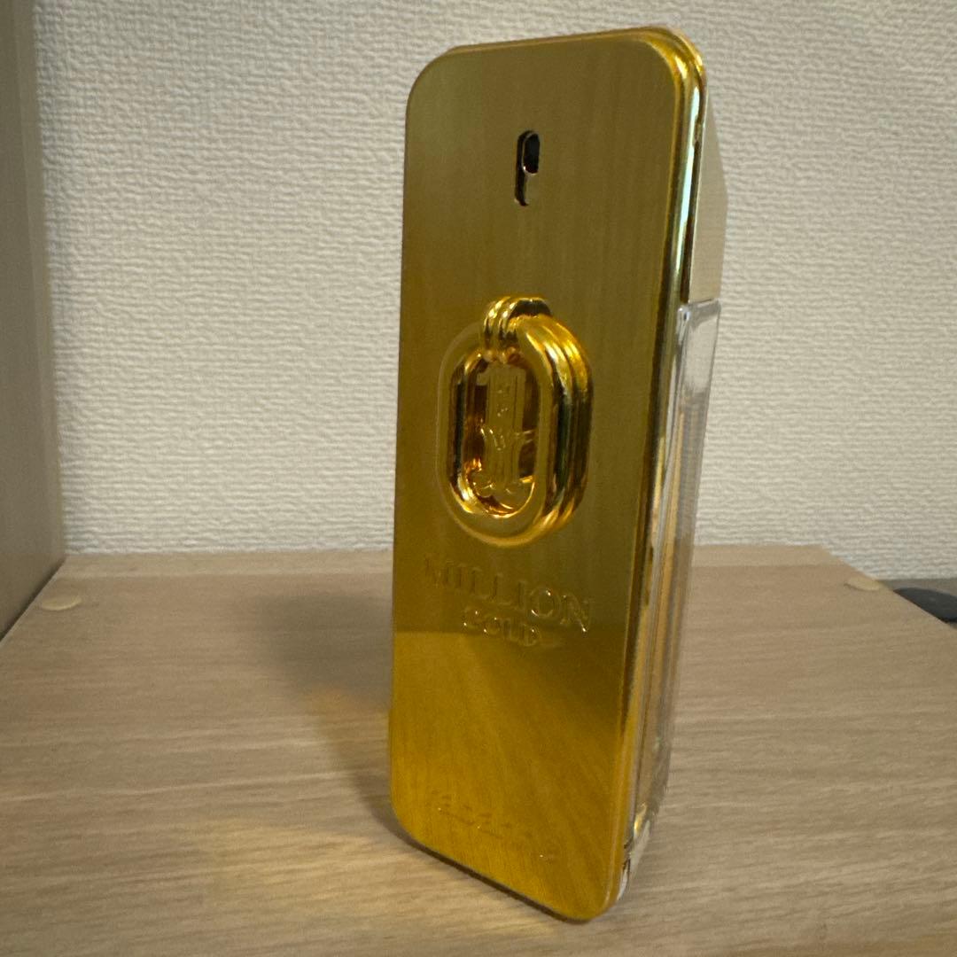 One million gold 香水