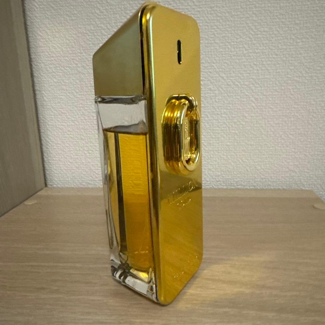 One million gold 香水