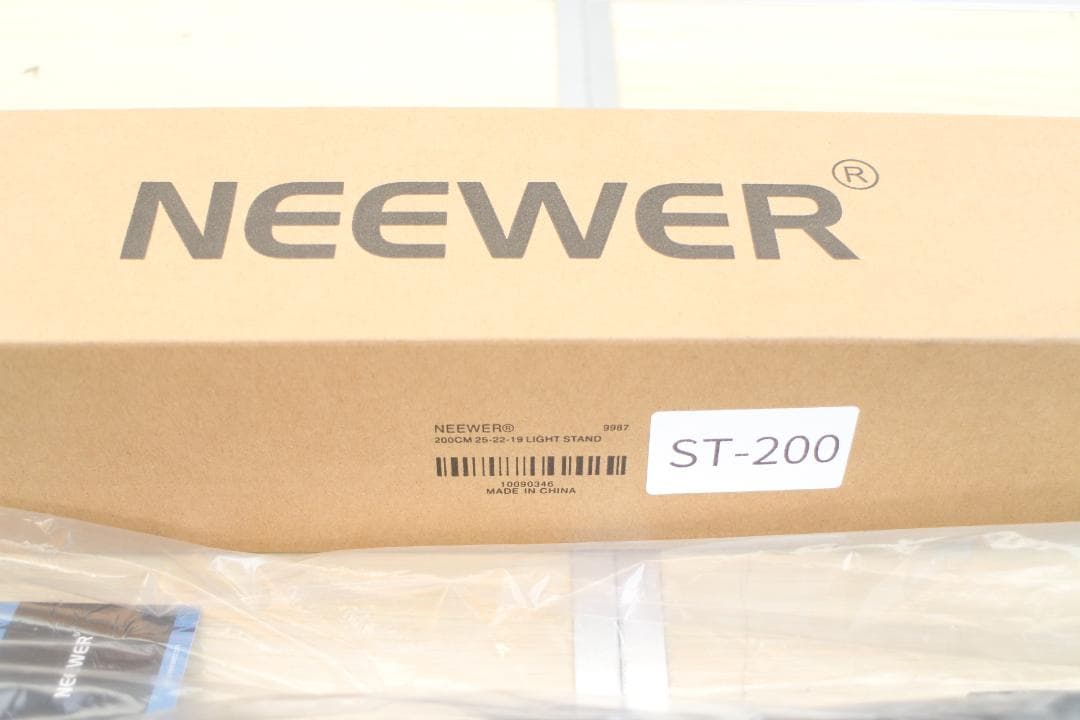 [M-TN 2211] NeewerのLEDスタジオライトセット