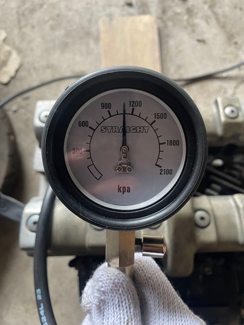 XJR400 4HM実働エンジン・高圧縮・全気筒11kpa前後・実測画像あり